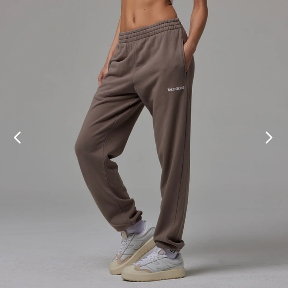 Rare Talentless Women’s Lightweight Sweatpants - Picture 3 of 4